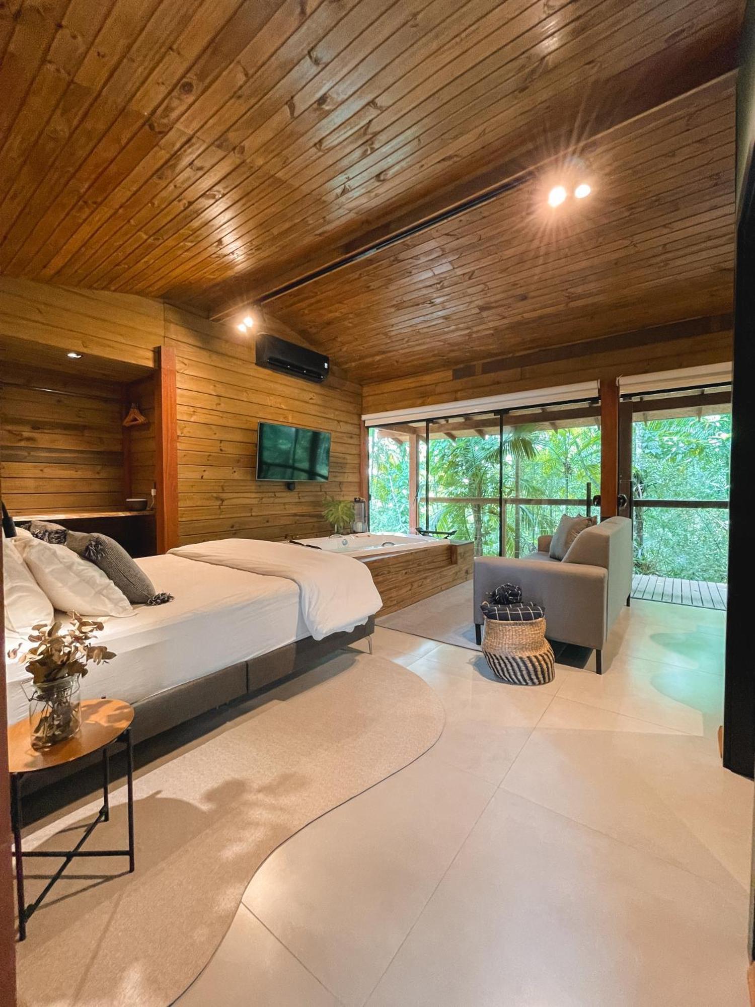 Cabana Equipada Em Meio A Natureza Em 波梅罗迪 外观 照片