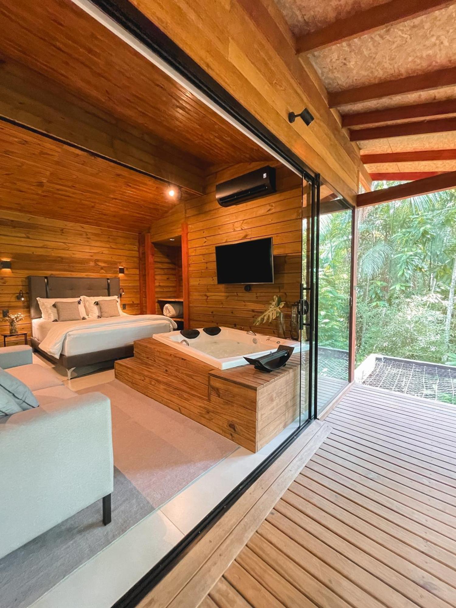 Cabana Equipada Em Meio A Natureza Em 波梅罗迪 外观 照片